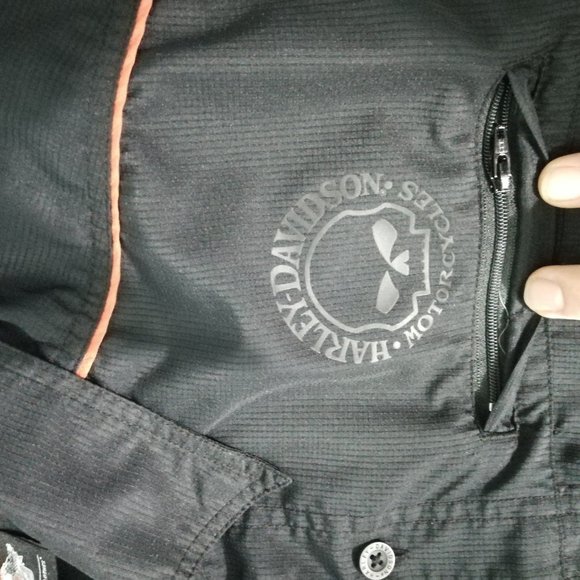 Harley Davidson Performance Shirt - Picture 2 of 6